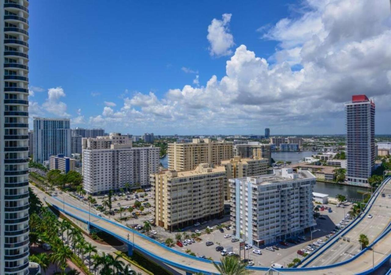 Beachfront Condo With Mesmerizing Views Hollywood Luaran gambar
