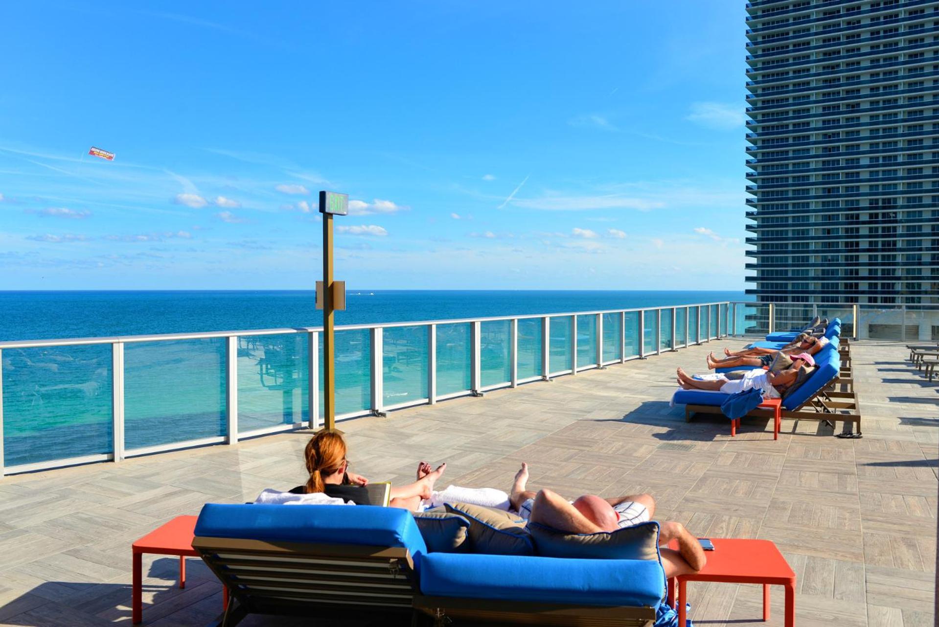 Beachfront Condo With Mesmerizing Views Hollywood Luaran gambar