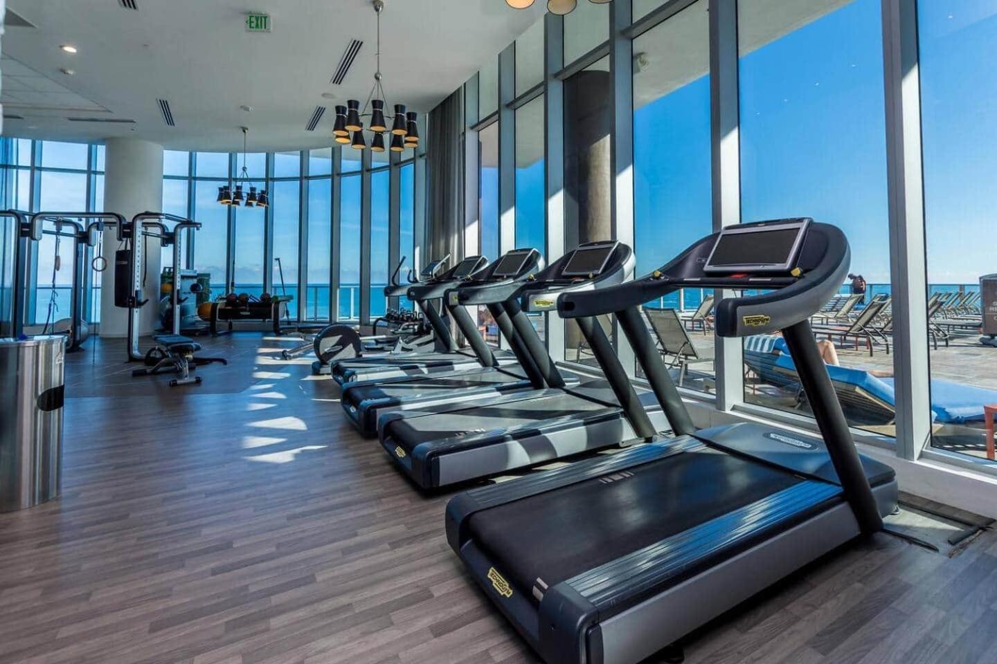 Beachfront Condo With Mesmerizing Views Hollywood Luaran gambar